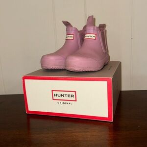 Hunter Flat Sole Chelsea Rain Boots, Size 10B/11G, Blossom